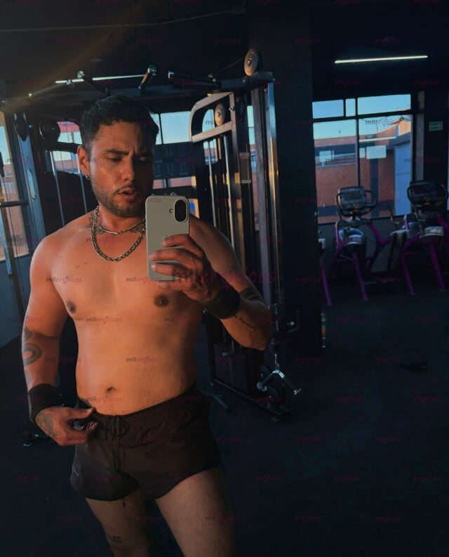 FOTOS DE MCACHO CALIENTE DE VERGA GRUESA MUY COMPLACIENTE