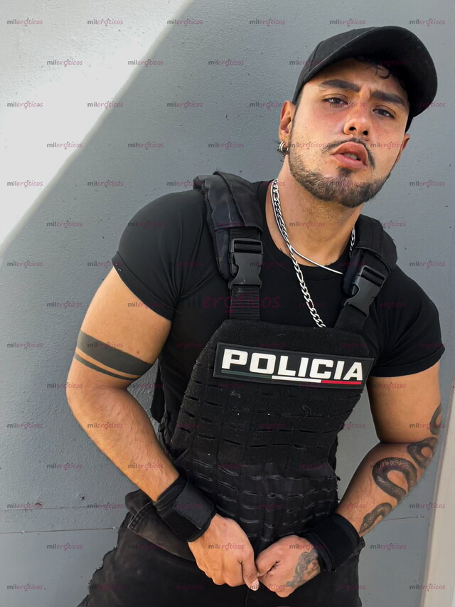FOTOS DE CHACAL COGE PUTOS PARA COMPLACERTE SEXO A TOPE