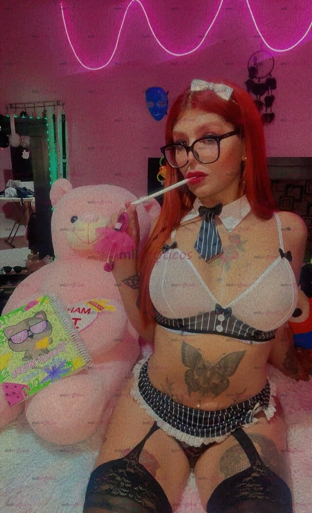 FOTOS DE MIA CHICA DOTADA MUY SEXI Y SÚPER PUTA DAME LECHE