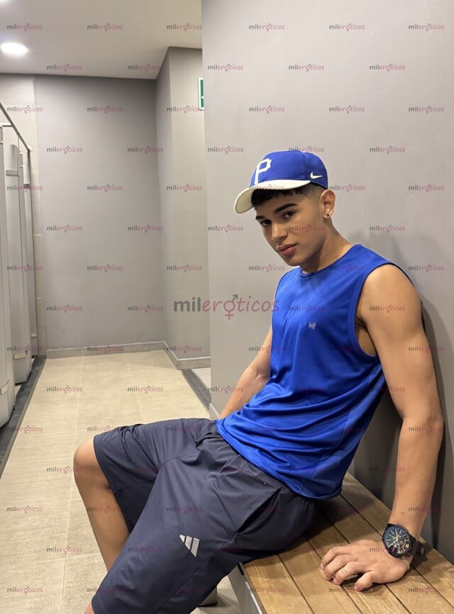 FOTOS DE SEXY BOY, SERIO Y DISPUESTO A PASARLA BIEN