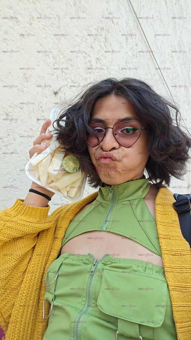 FOTOS DE JOVENCITA DELGADITA DELICADA Y AMOROSA SOLO PARA TI.