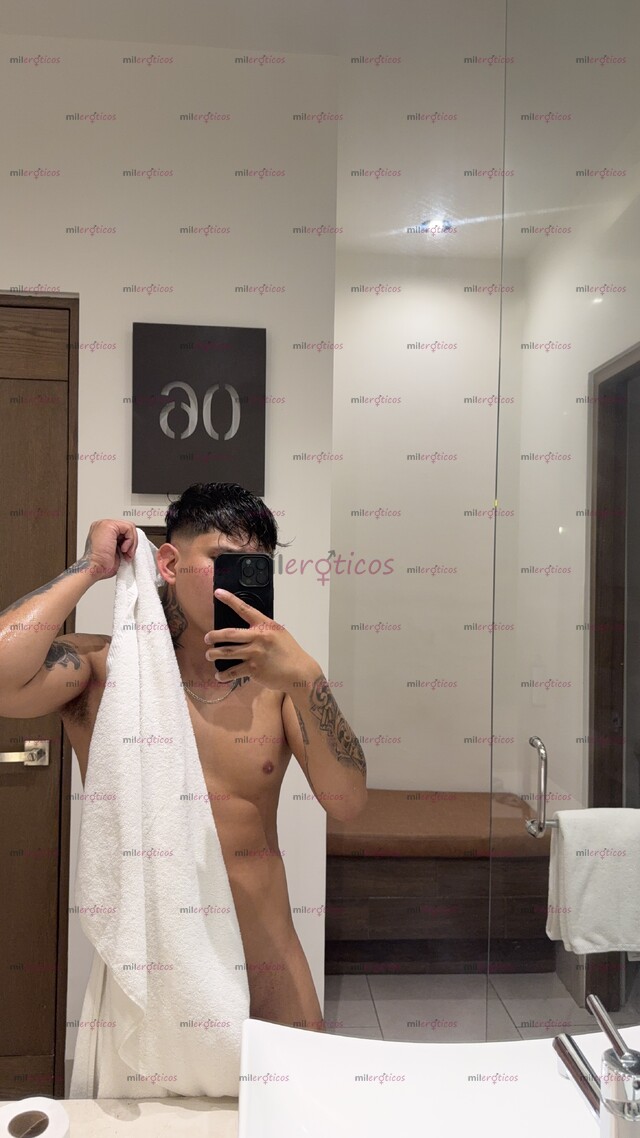 FOTOS DE JOVEN DISCRETO ,CALIENTE DISPUESTO A PASARLA RICO CONTIGO