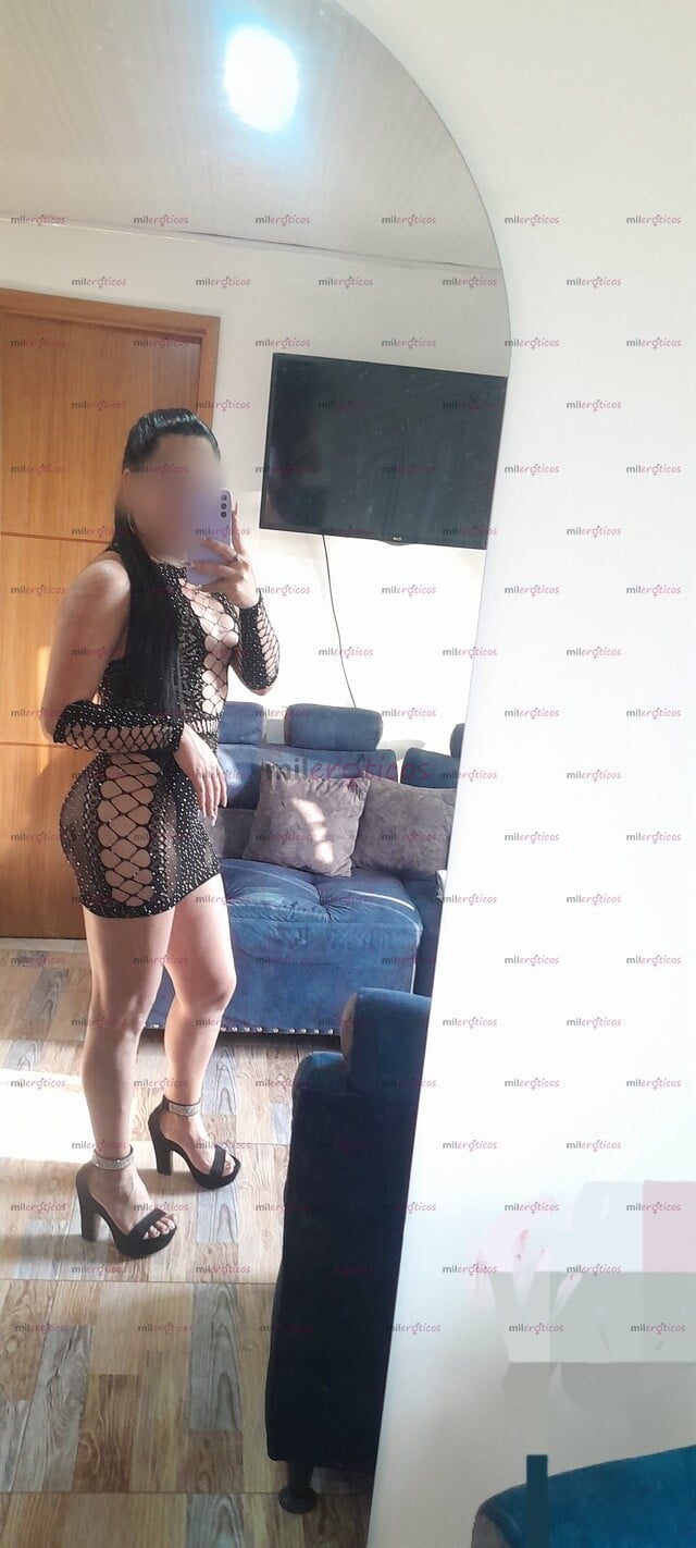 FOTOS DE HOLA MIS AMORES SOY UNA PELI NEGRA ARDIENTE VEN DISFRUTA DE MIS SERVICIOS SOL