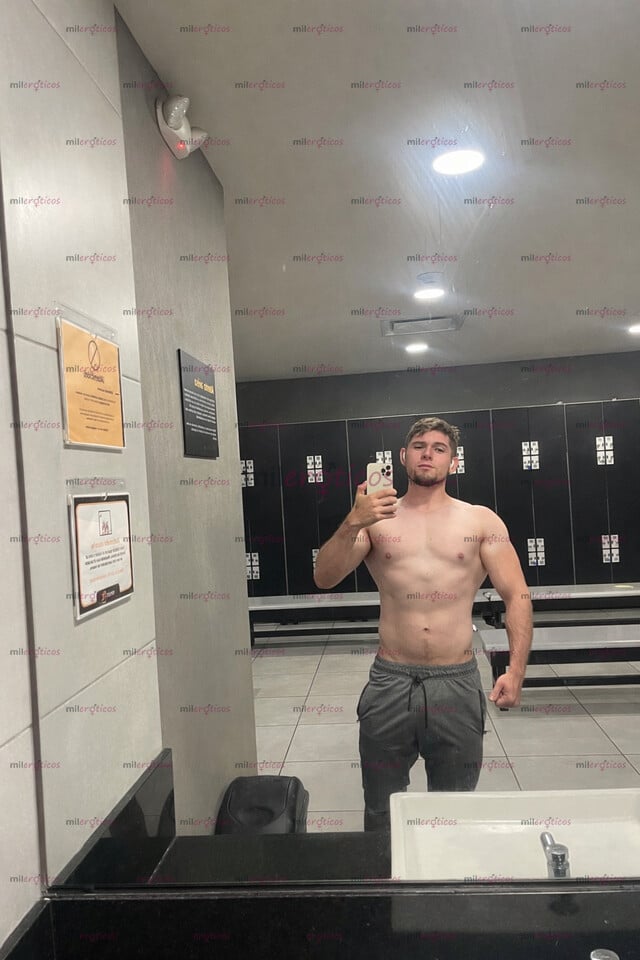 FOTOS DE CHICO DE 26 AÑOS FORNIDO Y ATLÉTICO EN BUSCAS DE CONEXIÓN
