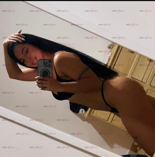 FOTOS DE HERMOSA COLOMBIANA EXELENTE CUERPO , SÚPER ACCESIBLE Y BUENA ONDA