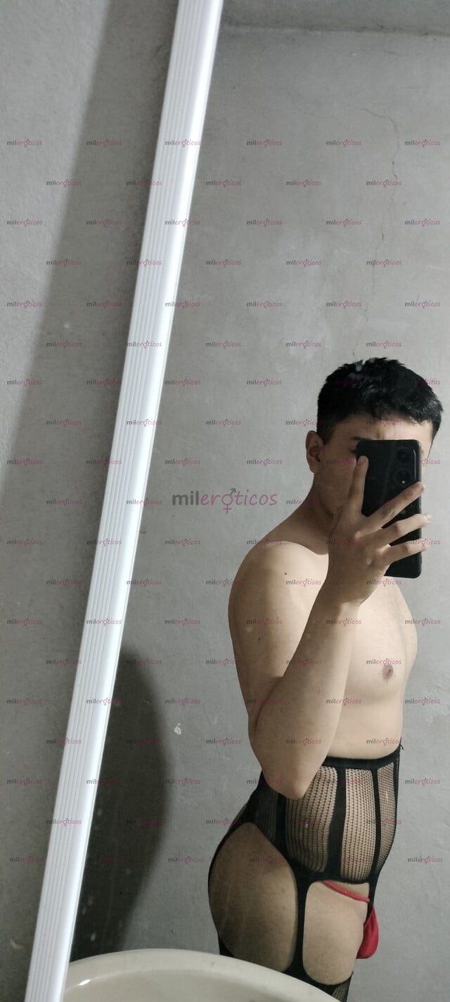 FOTOS DE FEMBOY EN LENCERÍA DE 20 AÑOS CALIENTE, SUMISA Y CULONA