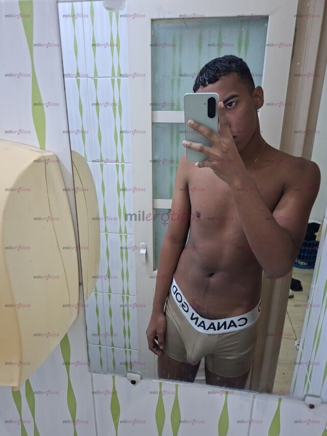 FOTOS DE HOLA SOY JOSH MORENO 22CM DISPUESTO A TODO SIN TANTI COMPLIQUE ESCRIBE
