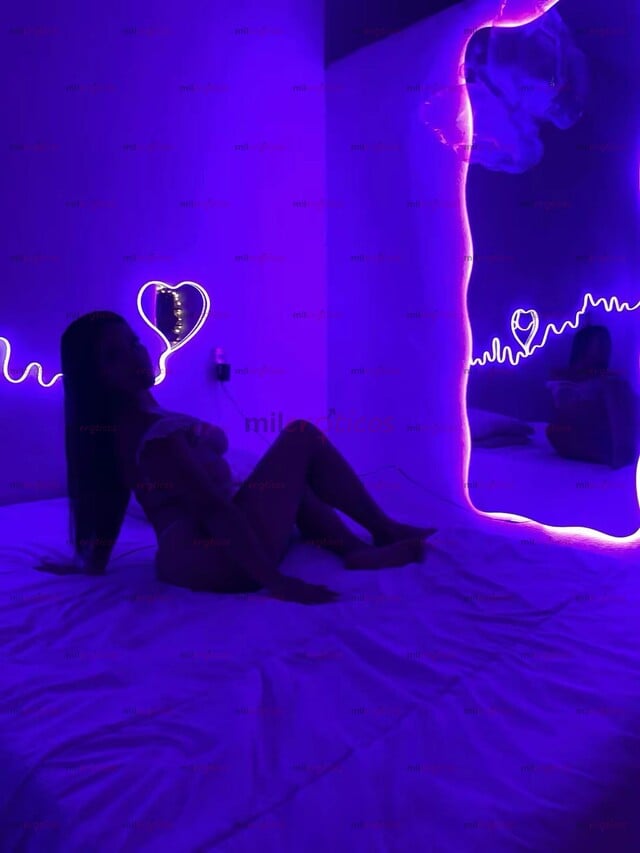 FOTOS DE CINDY, PRECIOSO ESTÁS CORDIALMENTE INVITADO A MI HABITACIÓN PARA HACER DE TODO