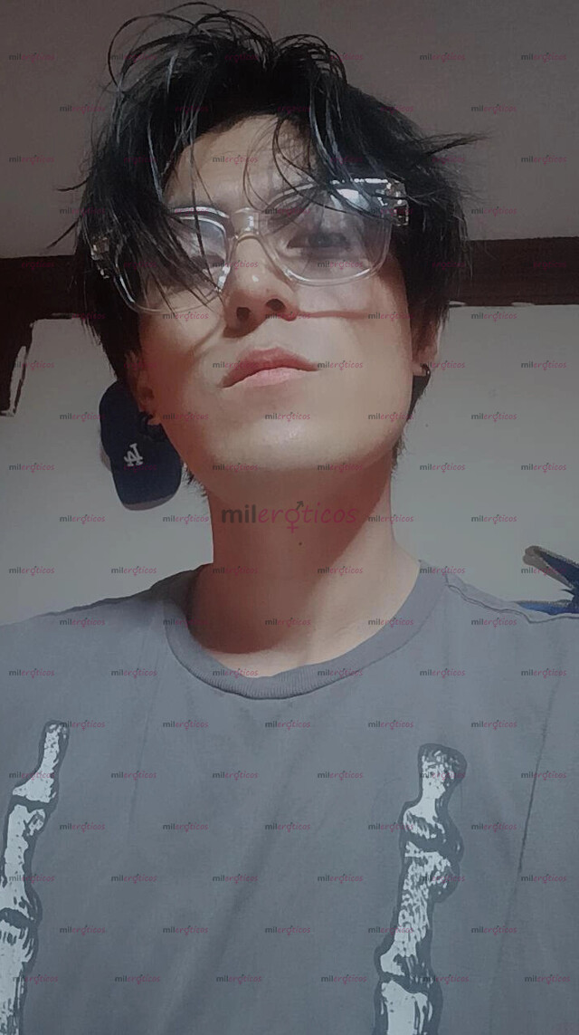 FOTOS DE CHICO DE 29 AÑOS HETERO PITUDO, SOLO MUJERES O PAREJAS