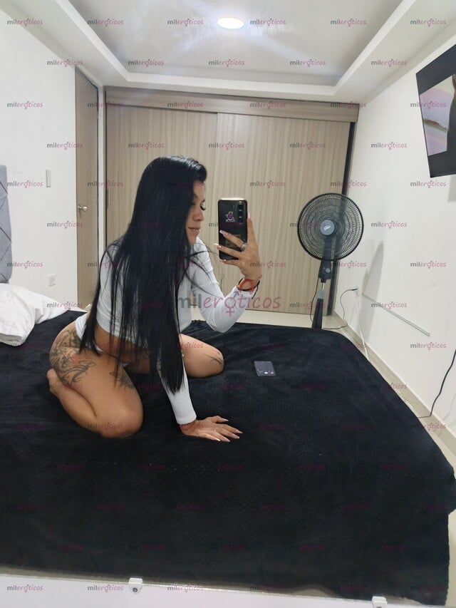 FOTOS DE PELINEGRA EXÓTICA Y COMPLACIENTE EN TU CUIDAD