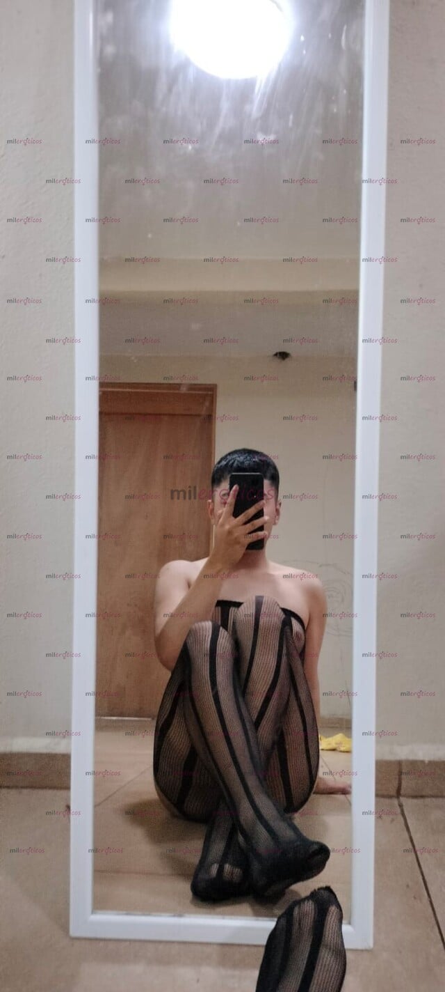 FOTOS DE FEMBOY EN LENCERÍA DE 20 AÑOS CALIENTE, SUMISA Y CULONA