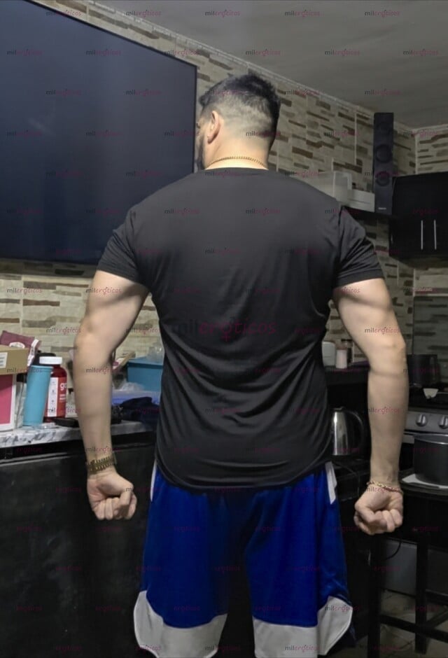 FOTOS DE SULTÁN ¡DAMAS SOLAS Y PAREJAS! 1,90CM DE ESTATURA, 105 KG Y 20CM DE PLACER