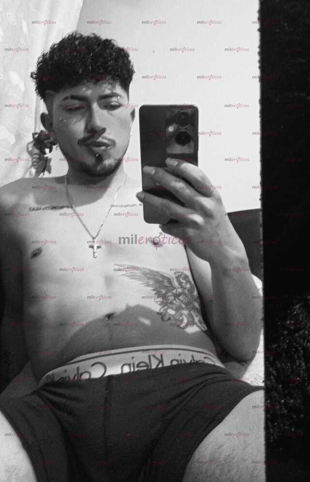 FOTOS DE GIGOLÓ VIP 20 AÑITOS PARA MUJERES EXPLORA TU PLACER CON CONTENIDO EXCLUSIVO