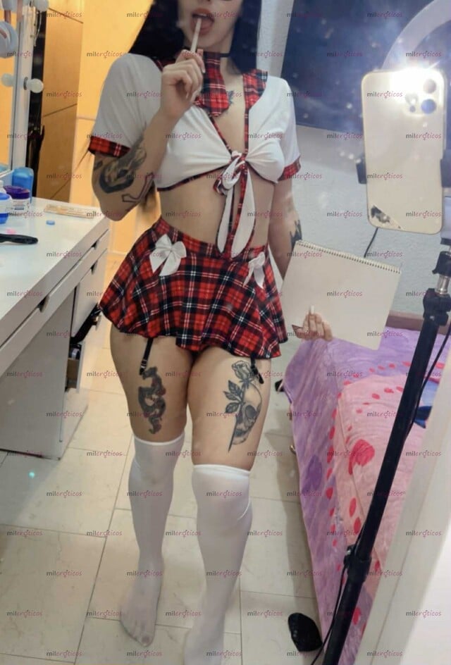 FOTOS DE LA MEJOR PUTA DEL PORTAL JOVEN , BELLEZA Y CULONA
