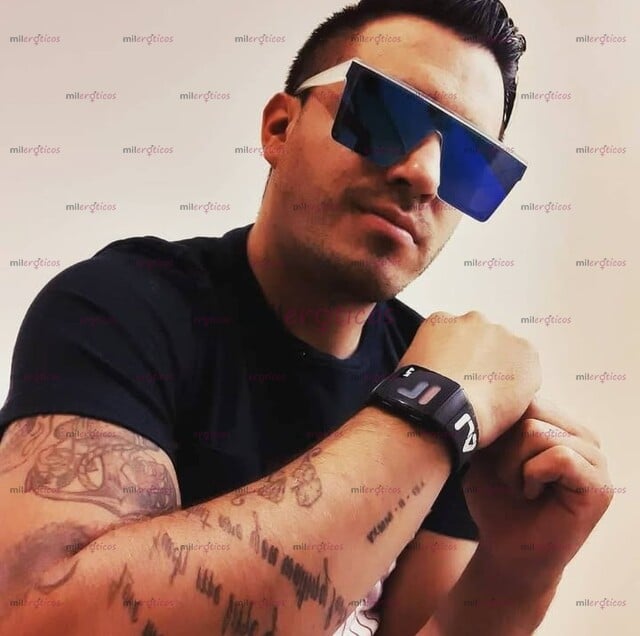 FOTOS DE CHICO DE BUEN VER ATIENDO DE PREFERENCIA A MUJERES PERO NO ME CIERRO