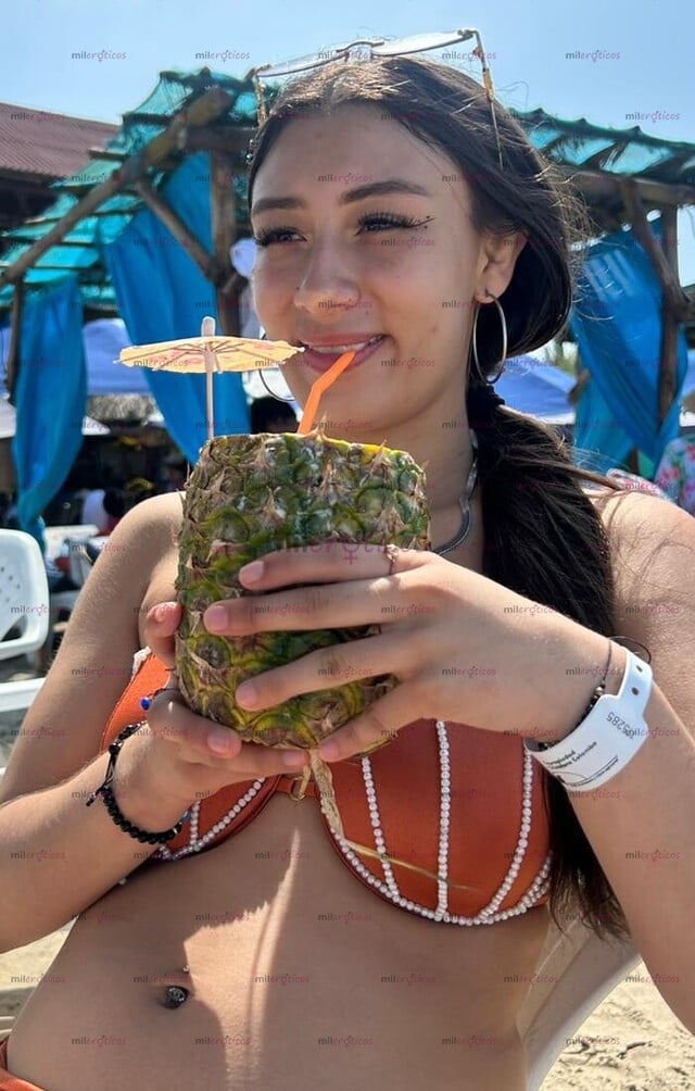 FOTOS DE LA FLAQUITA QUE TODOS DESEAN ESTRECHITA Y RICA
