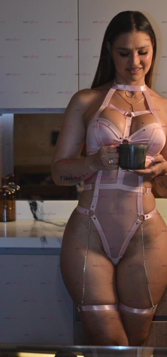 FOTOS DE BELLA, LA ESCULTURAL COLOMBIANA RUBIA QUE PROVOCA INTENSOS ORGASMOS