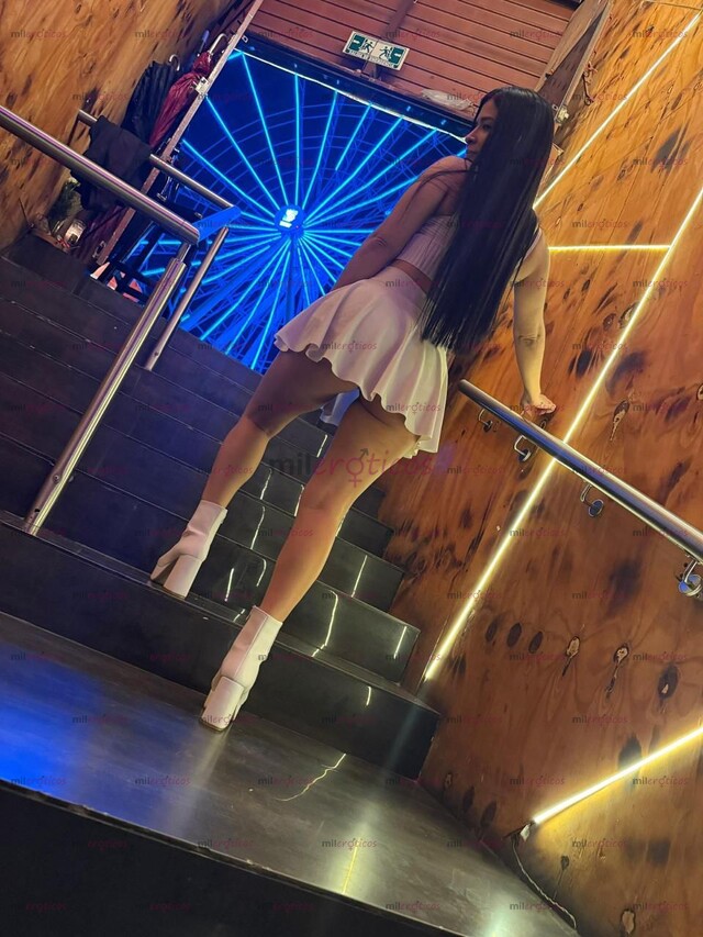 FOTOS DE HOLA , SIEMPRE BIEN CALIENTE VEN Y PASA UN RATO MUY AGRADABLE A MI LADO