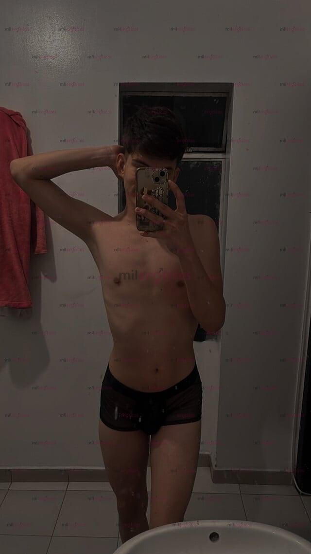 FOTOS DE POLLO NUEVO QUERIENDO VIVIR EXPERIENCIA NUEVA VIVAMOS NUEVAS EXPERIENCIAS