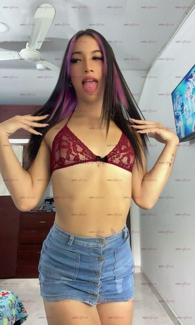 FOTOS DE TIERNA NIÑA LISTA PARA RECIBIR TU RICA LECHE