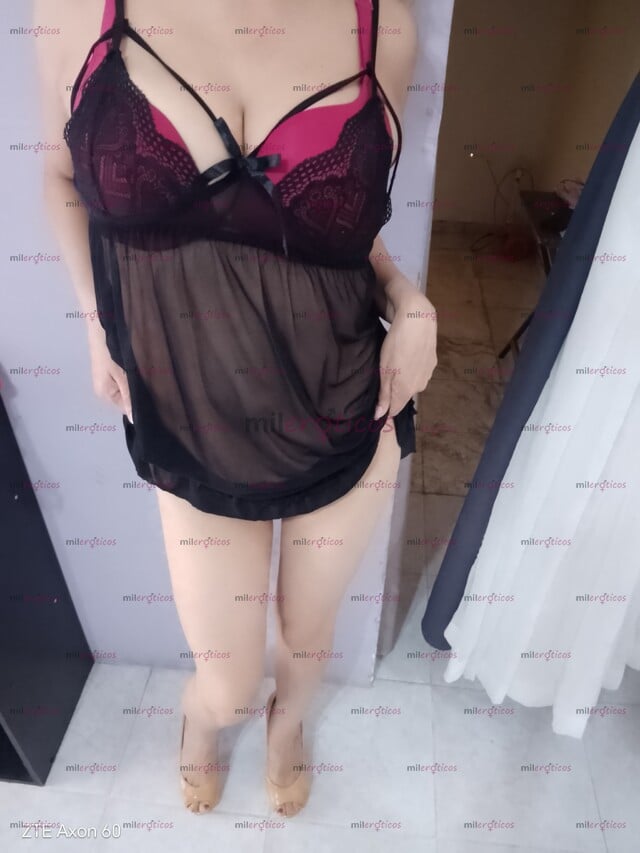 FOTOS DE HOLA MI AMOR SOY AZUL UNA MUJER MUY SEXOSA CON UNA CHICHOTAS QUE TE FASCINARAN