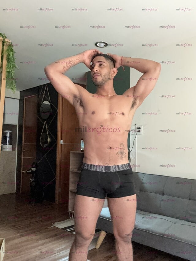 FOTOS DE SOY TU CABRON COMPLACIENTE Y CALIENTE PARA DARTE SATISFACCIÓN