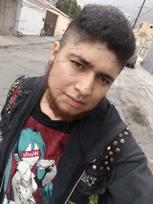 FOTOS DE CHICO COMPLACIENTE, INTER, AMBOS ROLES, SIN LUGAR, OJO BONITO, HIGIÉNICO, CA
