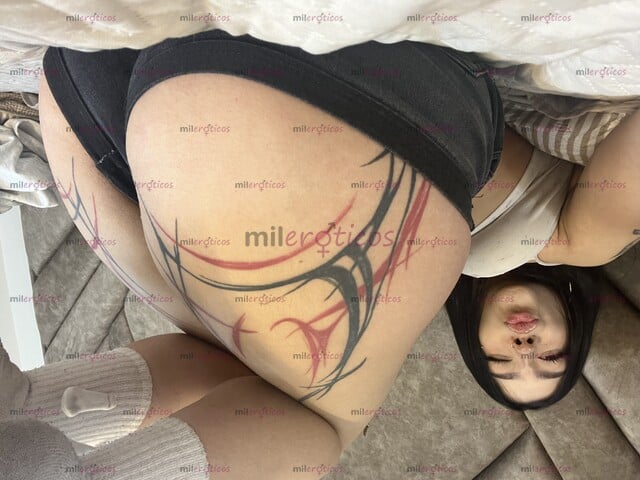 FOTOS DE SEXY FLAQUITA Y CULONA CON TATUAJES, DISPONIBLE PARA SERVICIOS VIRTUALES