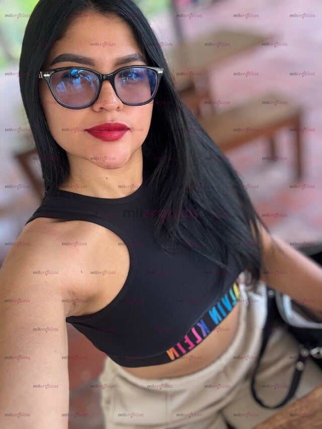 FOTOS DE PARA QUE TENGAS LA MEJOR EXPERIENCIA. HERMOSA BLANQUITA PELINEGRA