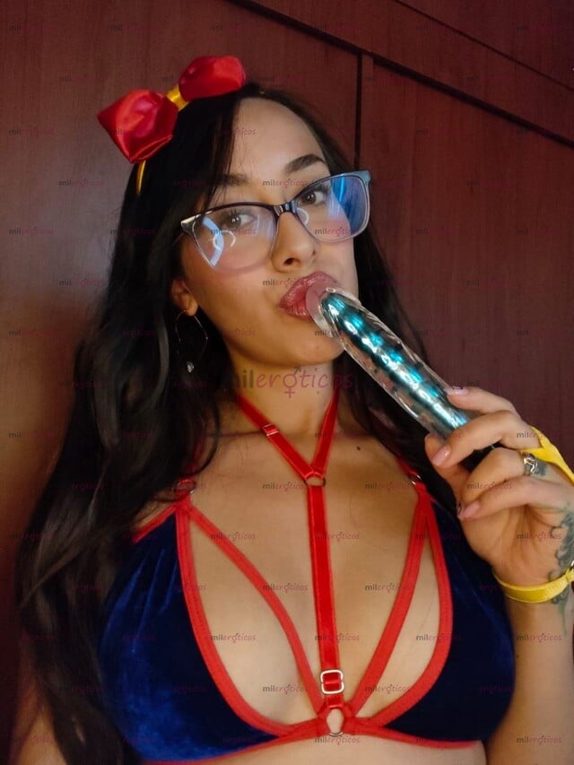 FOTOS DE SOY EXCLUSIVA PAPI VEN A MI RICA FLACA DE SENOS DELICIOSOS Y PARADOS