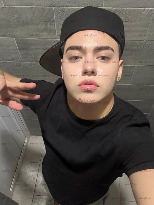 FOTOS DE AMBOS ROLES CULO Y VERGA ROSITA MORRITO DE 19 AÑOS