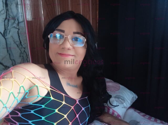 FOTOS DE ASÍ COMO TE GUSTA GRANDE Y DE BUENA ERECCIÓN VERSÁTIL,CON UN CULO AGUANTADOR