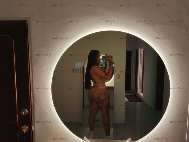FOTOS DE SEDUCTORA, ENCANTADORA, Y SEXY TODA UNA DIABLITA EN LA CAMA UNA PRINCESA GRANDE
