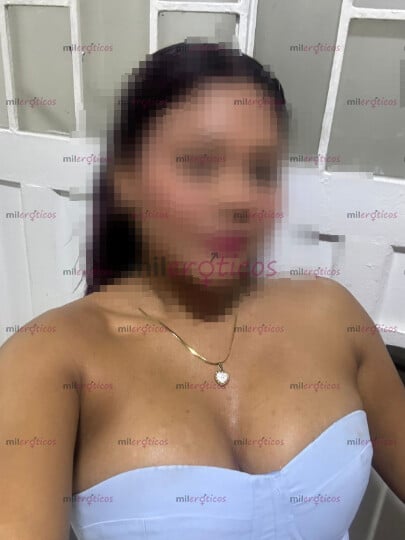 FOTOS DE DISCRETA, ELEGANTE Y COQUETA CON UNA VIBRA QUE SEDUCE SIN ESFUERZO Y DEJA HUEL