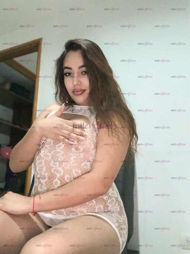 FOTOS DE CHICA NUEVA EN LA CUIDAD SÚPER ARDIENTE CON GANAS DE PODER SACAR TODA ESA LECHE
