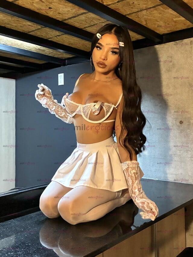 FOTOS DE TU BEBITA LECHERA SUMISA DELGADITA CON LAS NALGAS PARADITAS