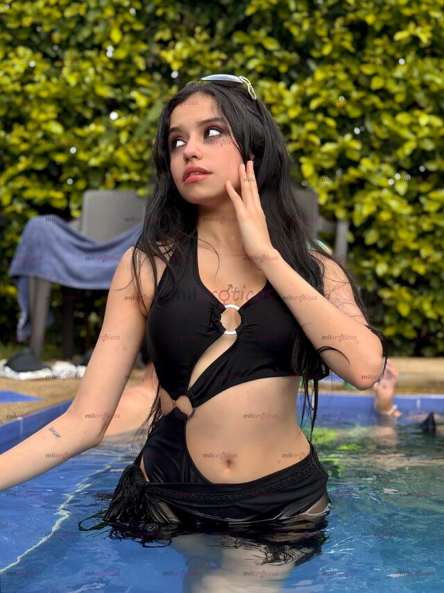FOTOS DE CHICA DE 20 AÑOS TRAVIESA DISPUESTA A RECIBIR TU LECHE PAPI