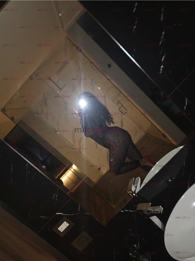 FOTOS DE MUJER DE CURVAS PROVOCATIVAS YO PUEDO SER TU ZORRA HOY PAPI