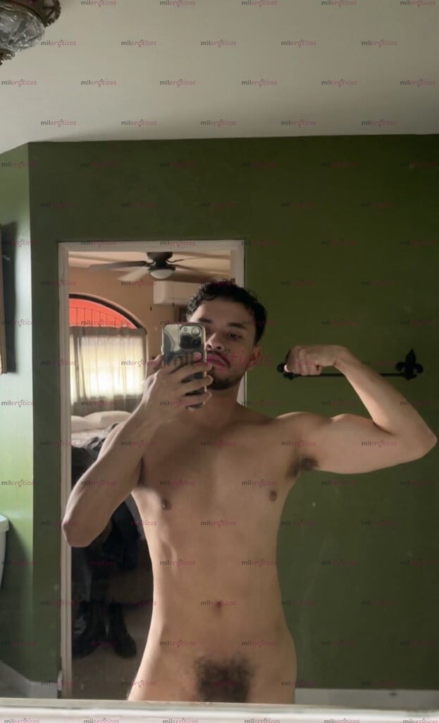 FOTOS DE JOVEN VERGON, GUAPO CON BARBA, BUENA ONDA, PARA PASAR UN MOMENTO AGRADABLE