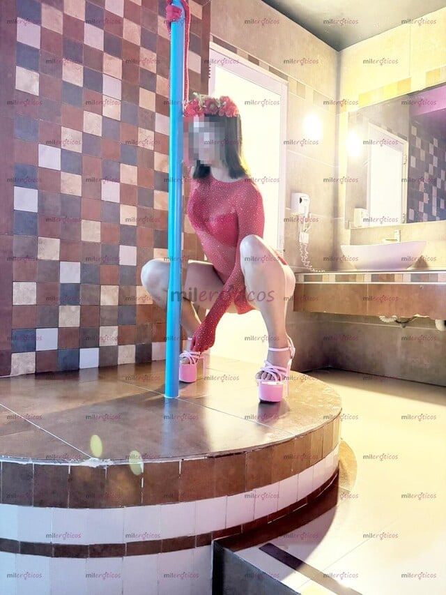 FOTOS DE CULONCITA ,APRETADITA INICIANDO SÚPER WAPA REAL CONÓCEME