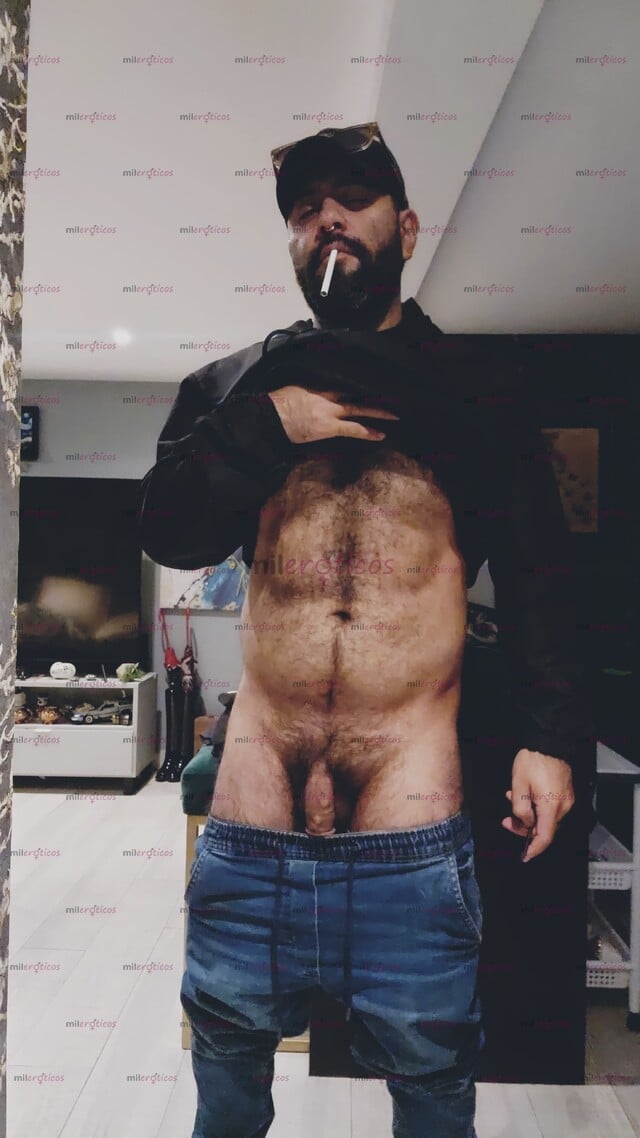 FOTOS DE HOMBRE BARBON Y PACHÓN, CUMPLIENDO TUS DESEOS