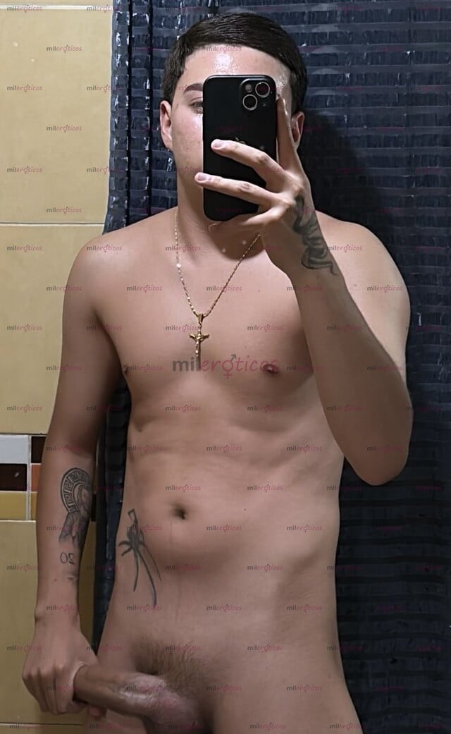 FOTOS DE AMBOS ROLES CULO Y VERGA ROSITA MORRITO DE 19 AÑOS