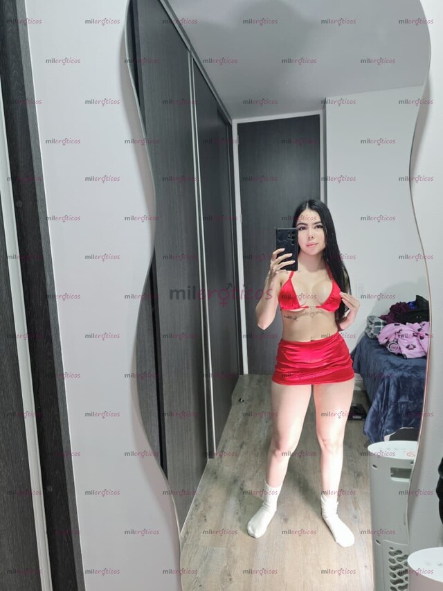 FOTOS DE SOFIA COLOMBIANA SUPER PUTITA Y COMPLACIENTE, JOVENCITA DE 20 AÑITOS