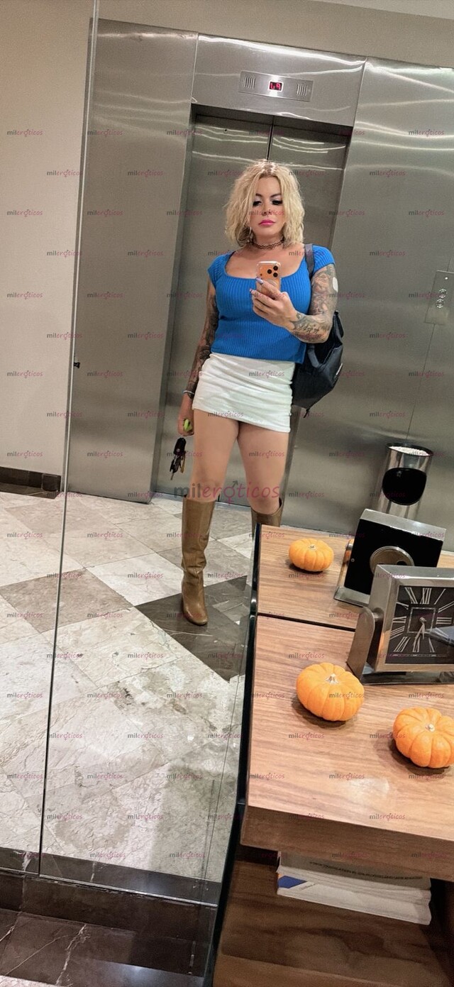 FOTOS DE HERMOSA, RUBIA DE BUEN CUERPO, AMOROSA, COMPLACIENTE, CARIÑOSA, ESTÁ A LA ORDEN