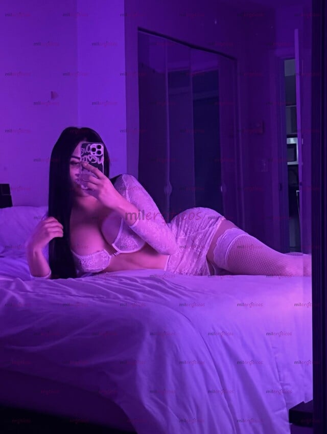 FOTOS DE PUTITA CON UN CARAMELO LECHOSO Y FUNCIONAL, DAME Y TE DOY LECHE