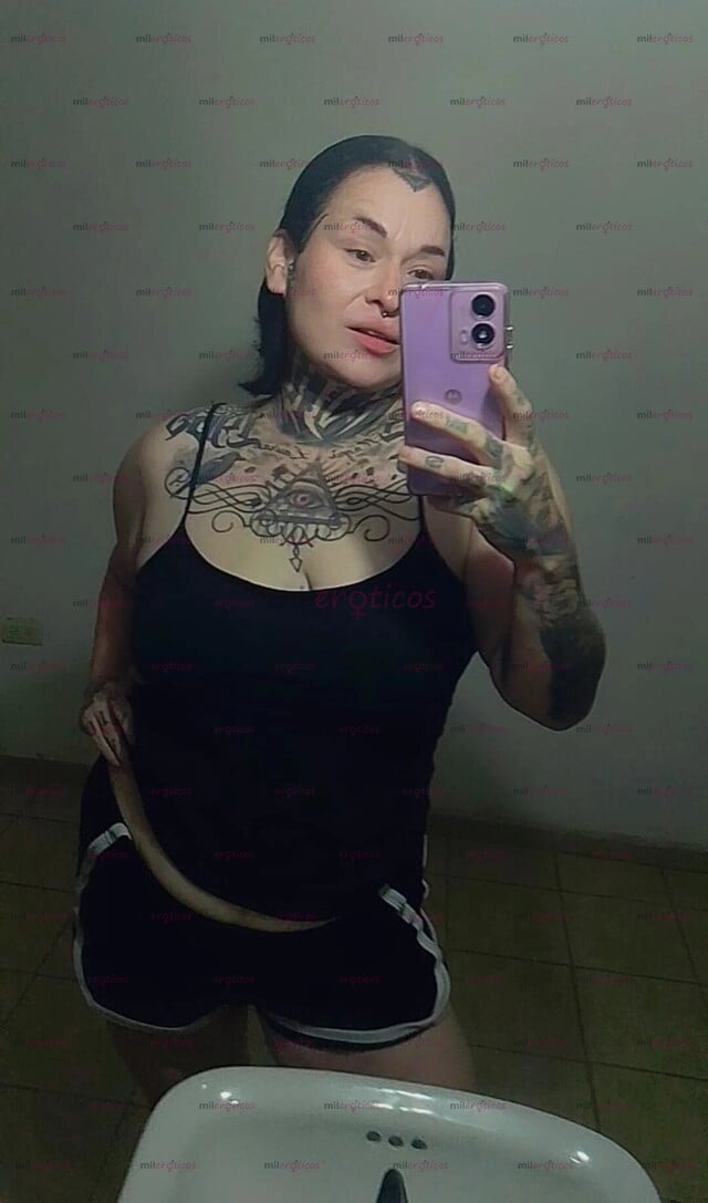 FOTOS DE DESEAS UNA MUJER HOGAREÑA Y DE PIEL MUY BLANCA?