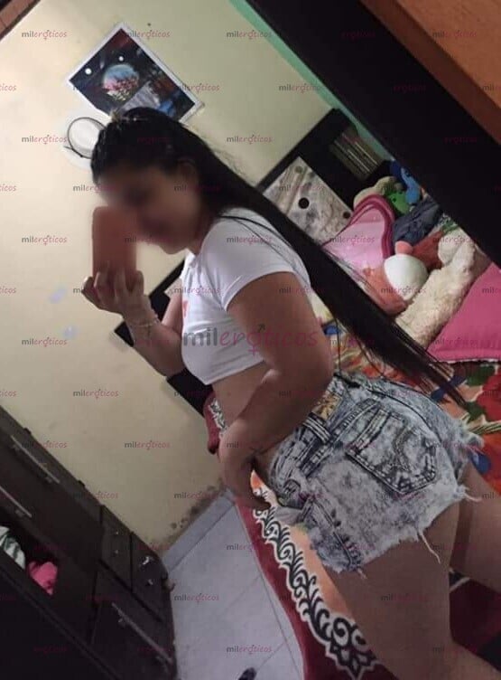FOTOS DE LINDA JOVENCITA UNIVERSITARIA CULONA Y ARRECHITA CON GANAS DE JUGAR CON TIGO