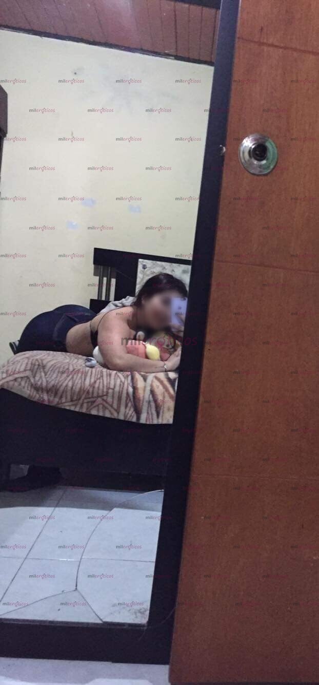 FOTOS DE LINDA JOVENCITA UNIVERSITARIA CULONA Y ARRECHITA CON GANAS DE JUGAR CON TIGO