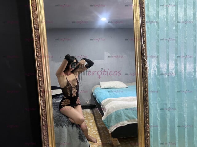 FOTOS DE SOFÍA APRETADITA PETIT SEXY RICA CON LUGAR AL NORTE