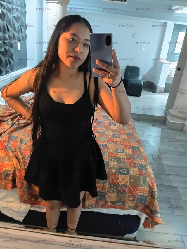 FOTOS DE THALIA LACTANDO... 600 SOLO VALIENTES EN PROMOCION